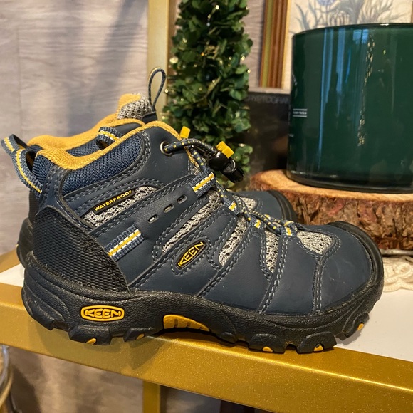 Waterproof Keen Boots Toddler - Picture 5 of 5